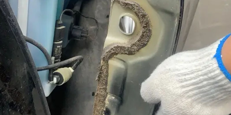 车门门槛梁内黑胶解决啥问题-汽车膨胀胶降噪防腐增刚度方案